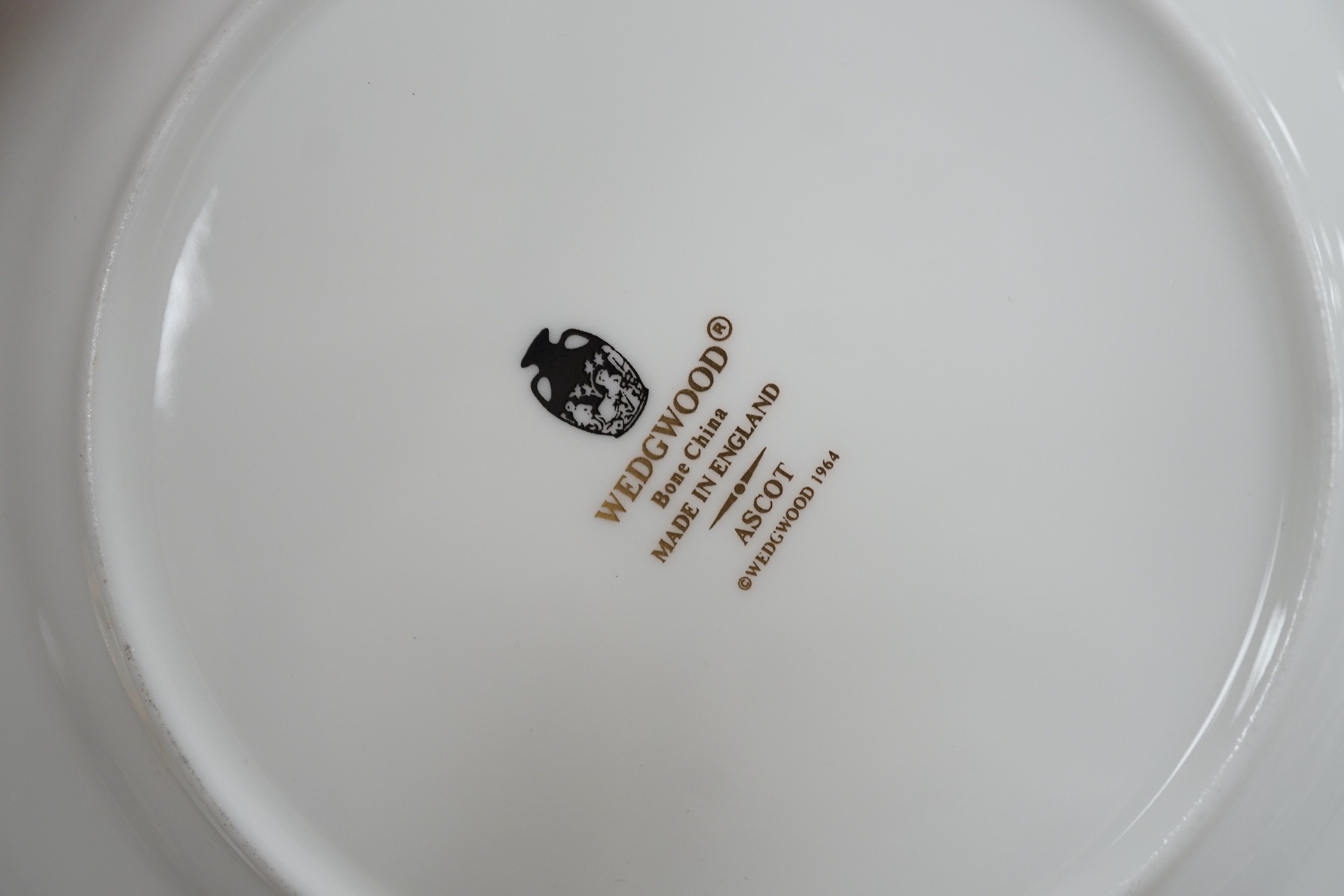 A Wedgwood Ascot pattern dinner service